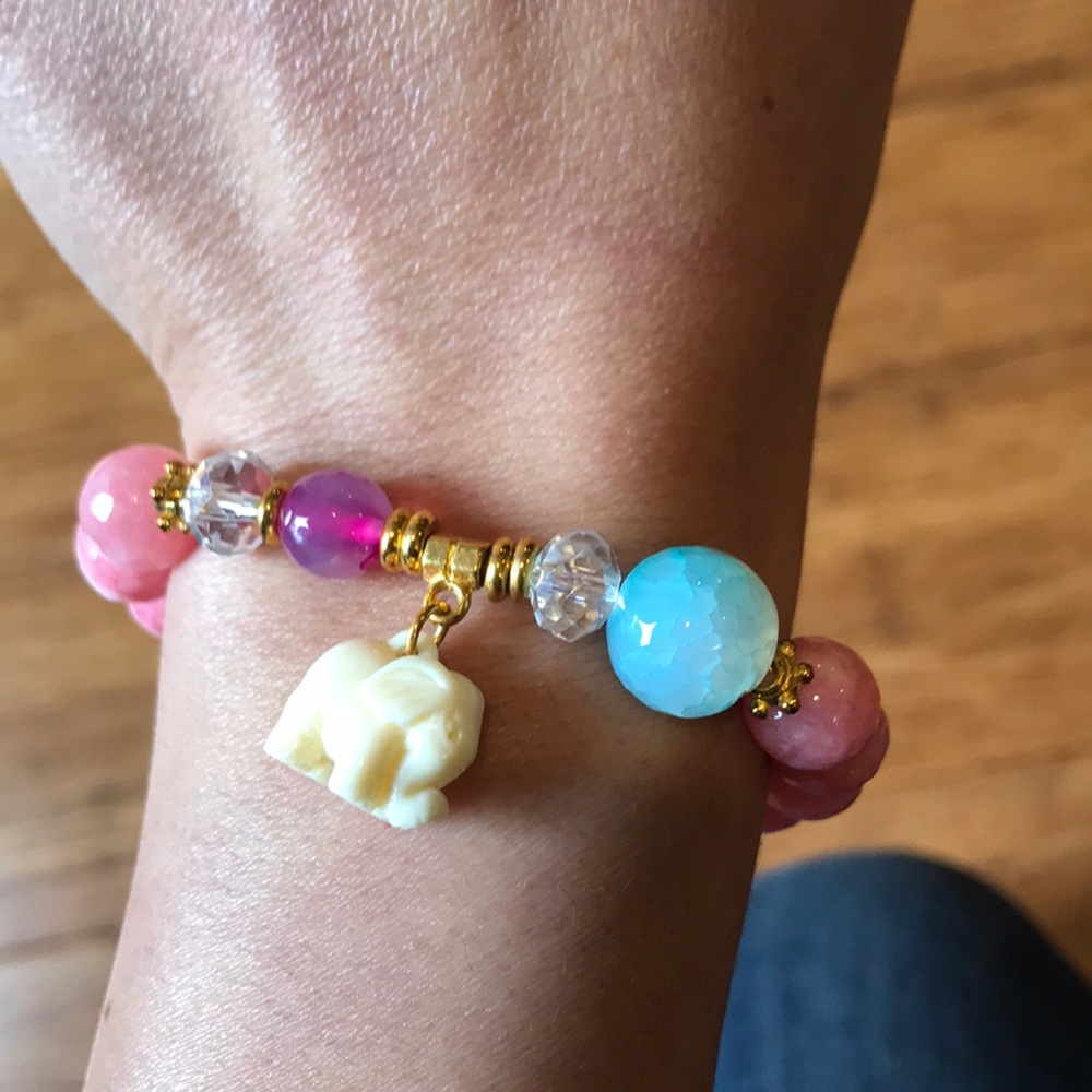 Elephant charm bracelet